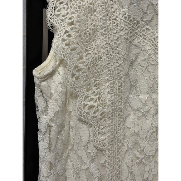 Cable & Gauge White Lace Mock Neck Ruffle Cap Sleeve Top Blouse X-Large NWT - Picture 2 of 9